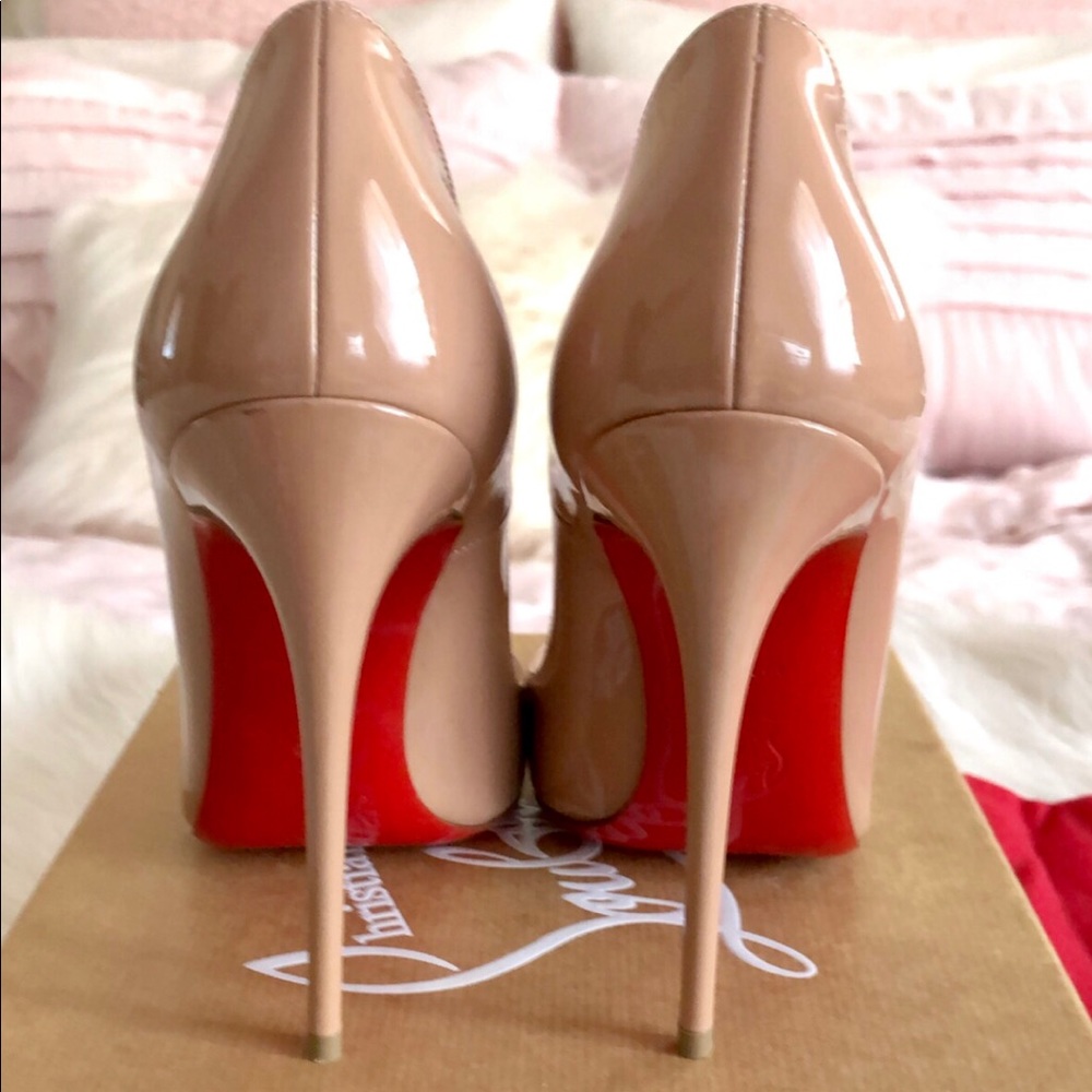 Louboutin So Kate 120 Nude Patent Size 37